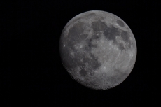 Erste Mondfotos mit Canon Eos 5d Mark II