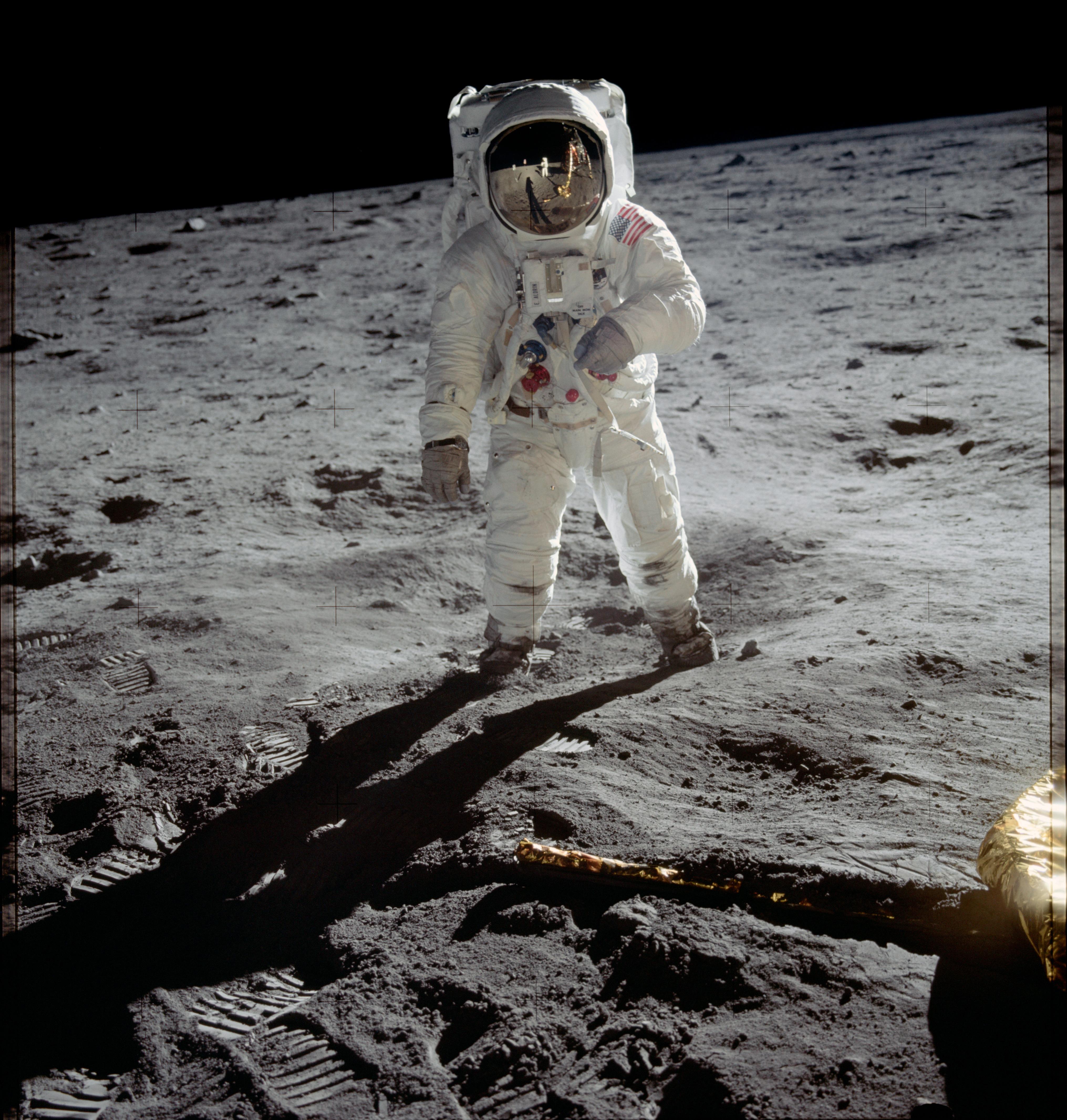 Buzz Aldrin auf dem Mond fotografiert von Neil Armstrong