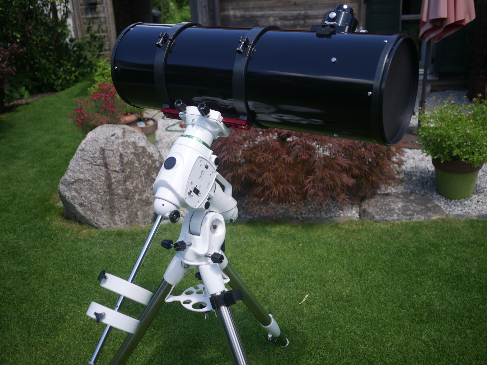 Newtonteleskop auf parallaktische Montierung