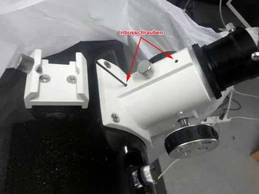 In the simple, inexpensive Newtonian telescopes, the focuser can be adjusted using small grub screws