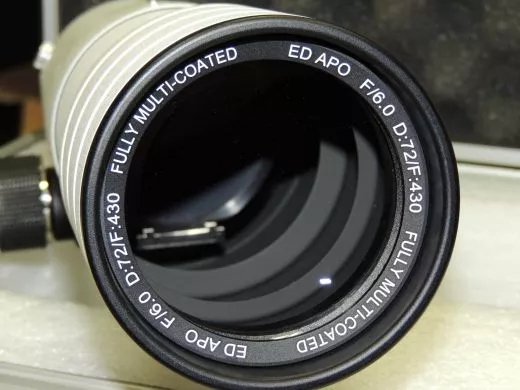Lacerta 72/432 ED-APO 72mm 432mm f/6 FPL-53 mit stabilem 2 Octo Okularauszug