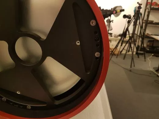 The adjustment screws of the ASA Newton are very solid