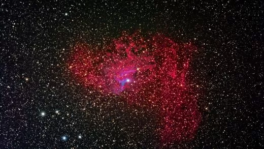 DeepSkyAufnahmen mit Skywatcher Esprit-100ED Professional 100mm F/5,5 Super APO Triplet, Skywatcher AZ EQ5 GT und Nikon D5200 astromodifiziert: