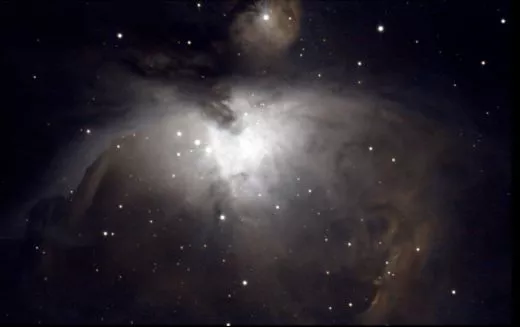 M42 Orionnebel mit SkyWatcher 150PDS, EQ5 SynScan, ASI185MC und Baader MPCC Mark III Koma Korrektor.