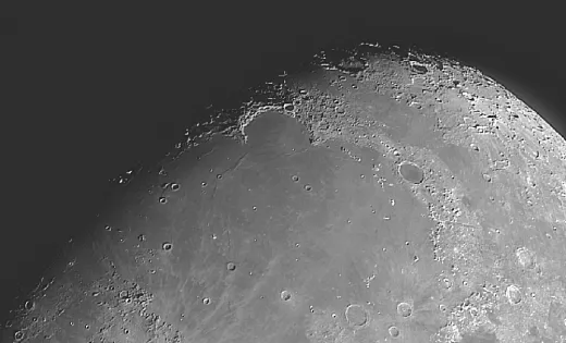 Bresser Messier AR-102xs/460 102mm f/4.5 Kometensucher Refraktor Teleskop Hexafoc OTA