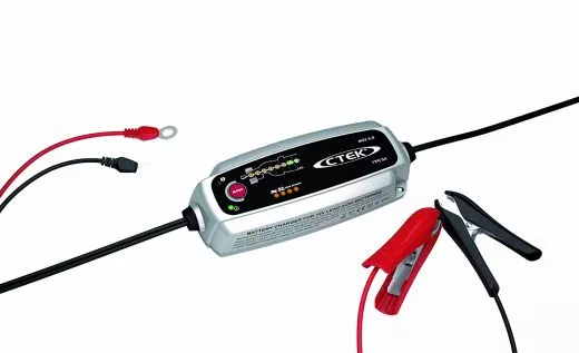 Profi Ladegert fr Akkus / Batterien mit automatischem Temperaturausgleich, 12 V / 5A