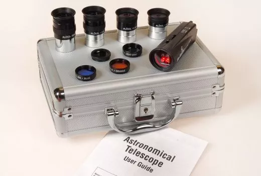 Sky-Watcher Super Plssl Okularset Filter Rotlicht Taschenlampe Zubehrset