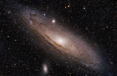 M31 Andromeda und kurze Erfahrung mit Lacerta MFOC mit Skywatcher EQ6-R Montierung, ein SkywatcherESPRIT 100 APO und Canon 700Da