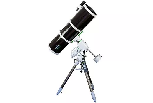 Skywatcher Explorer-250PDS with EQ6-R GoTo mount Newtonian reflector telescope