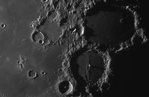 Der Mond in High Resolution by Uwe Meiling
