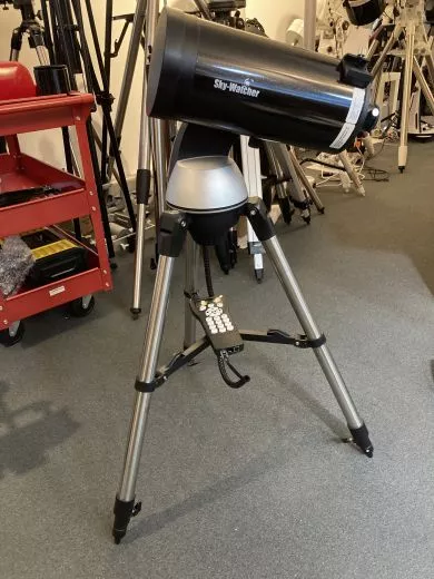 Gebraucht: Teleskop Skywatcher Skymax-127 SynScan Maksutov auf AZ GoTo Montierung