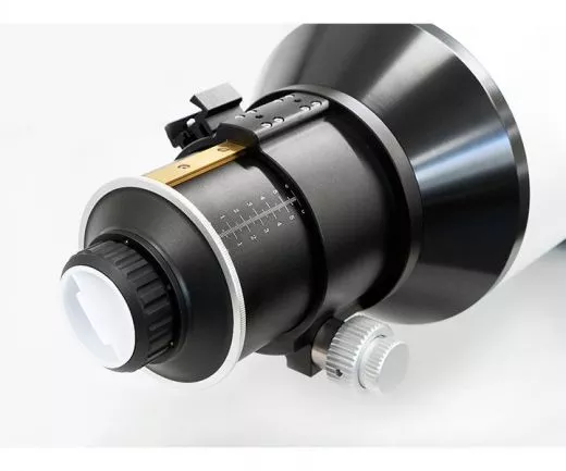 TS-Optics APO Refractor 204/1428 mm - H-FK61 Triplet Objective from Japan