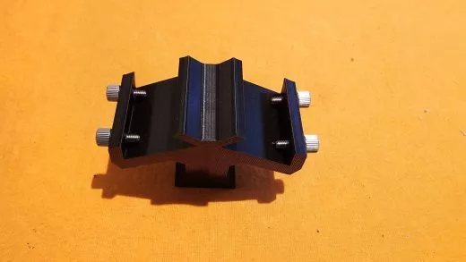 Doppel-Sucherschuh. Sucher Halter fr zwei Sucher am Teleskop