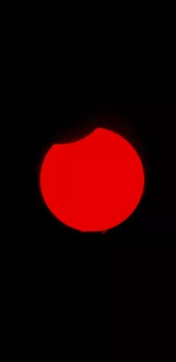 Partiellen Sonnenfinsternis vom 25.10.2022 in H-Alpha durch ein Coronado PST40