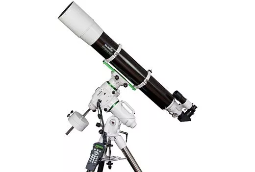 SKYWATCHER REFRAKTOR TELESKOP EVOSTAR 150 MIT EQ6-R GOTO MONTIERUNG