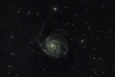 Aufnahme Supernova SN 2023ixf in M101 mit Explorer 200PDS Omegon veTec 571 C