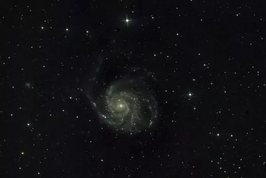 Image of Supernova SN 2023ixf in M101 with Explorer 200PDS Omegon veTec 571 C