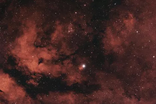 Experience and recording NGC 6910 with Askar FRA600 Sony A6400 (astro modified)