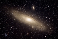 Anbei Sein erstes aufgenommenes Bild M31 mit demAskar180 Pro
