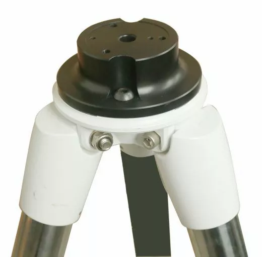 Geoptik Adapter fr AM5 / AM3 Montierung zur Montage auf dem SkyWatcher EQ6 Stativ