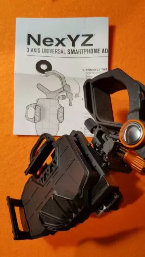 Gebraucht: Celestron NexYZ Universaler 3-Achsen Smartphone Adapter Halter fr Teleskop, Mikroskop und Spektive