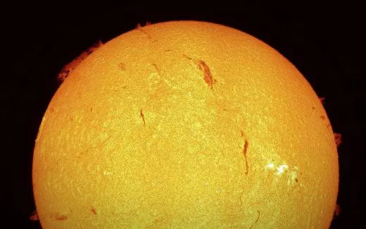 Erfahrung und Aufnahmen mit ACUTER Elite Phoenix 40 H-alpha Sonnenteleskop