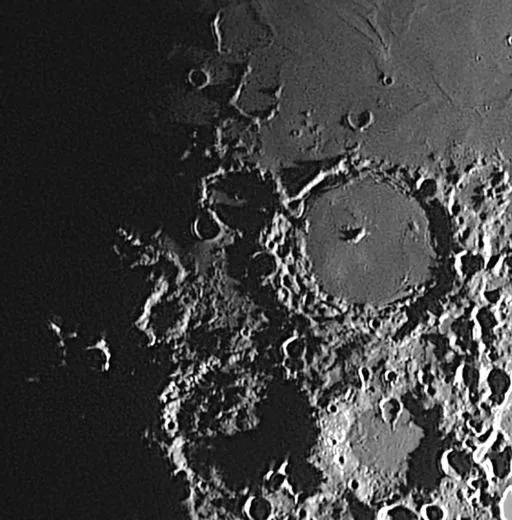 Hesiodus-Lichtstrahl am 28. Dezermber 2025