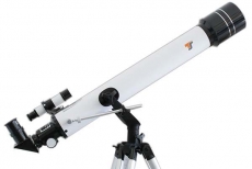 Telescope Starscope 70/700 Refractor with lots of accessories