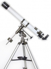 Telescope Jupiter 70/900 Refractor on EQ3-1 with accessories