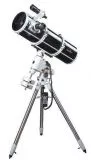 Telescope Skywatcher Explorer 200PDS 200mm 1000mm Newton on HEQ5 PRO GoTo Mount