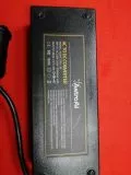 Rückläufer: Netzteil 100V - 240V auf 12V/10A