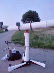 Everything in its place: Illuminated eyepiece tray in tripod column