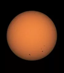 Hier eine schne Sonne von Tobi mit einfachen Mitteln: