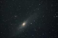 Ein M31 Andromeda Galaxie mit Canon EOS 700 mit 70-300 Objektiv:
