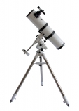 GSO 6 150mm f/6 Newton Teleskop auf stabiler Skywatcher N-EQ5 Montierung