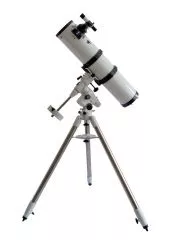 GSO 6 150mm f / 6 Newton Telescope on Stable Skywatcher N-EQ5 Mount