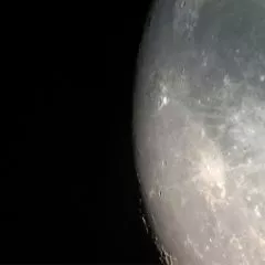 Mond mit iPhone und SkyWatcher 90mm Maksutov