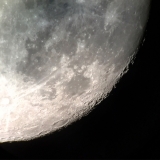 Mond mit iPhone und SkyWatcher 90mm Maksutov