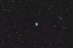 M57 (Ringnebel) mit SkyWatcher Explorer-200PDS Teleskop, EQ-6 Pro Montierung und Canon EOS 100d: