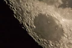 Mondaufnahmen und Erfahrung mit SkyWatcher Skyliner 300PX Flextube SynScan Dobson