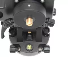 iOptron camera mount with tracking and polar finder SkyTracker Pro
