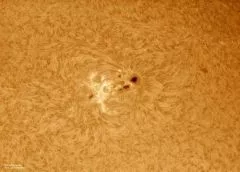 LUNT LS100FHa/B1800d2 H-alpha solar filter