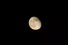 Test am Mond mit TS Photoline 80mm f/6 480mm FPL53 Triplet-ED-Apo ohne Flattener, auch in den Ecken