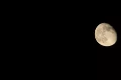 Test am Mond mit TS Photoline 80mm f/6 480mm FPL53 Triplet-ED-Apo ohne Flattener, auch in den Ecken