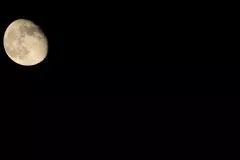 Test am Mond mit TS Photoline 80mm f/6 480mm FPL53 Triplet-ED-Apo ohne Flattener, auch in den Ecken