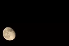 Test am Mond mit TS Photoline 80mm f/6 480mm FPL53 Triplet-ED-Apo ohne Flattener, auch in den Ecken