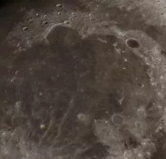Mond mit SkyWatcher Evostar 80ED und 3x Barlow