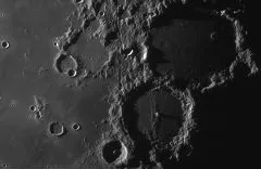 Der Mond in High Resolution by Uwe Meiling