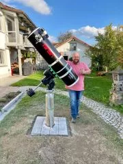 SkyWatcher EQ8-R auf Betonsule mit Explorer 300PDS