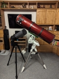Dobson Teleskop mit Rohrschellen und Prismenschiene auf einer EQ6-R mit GoTo Montierung betreiben